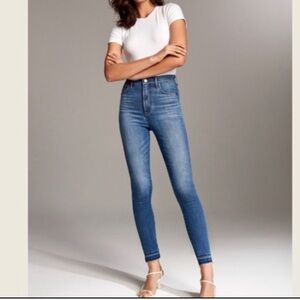 DENIM FORUM ‘ LOLA High Rise Skinny Crop’ Light Blue Ankle  Jeans 27
